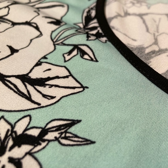 New Directions Womens Large Mint Aqua Black White Floral Flowers Peplum - Picture 6 of 8